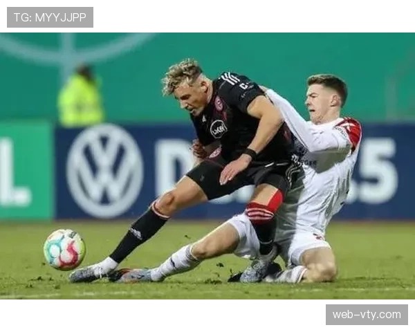 科隆主场全取三分 德甲中游球队欧战找到节奏